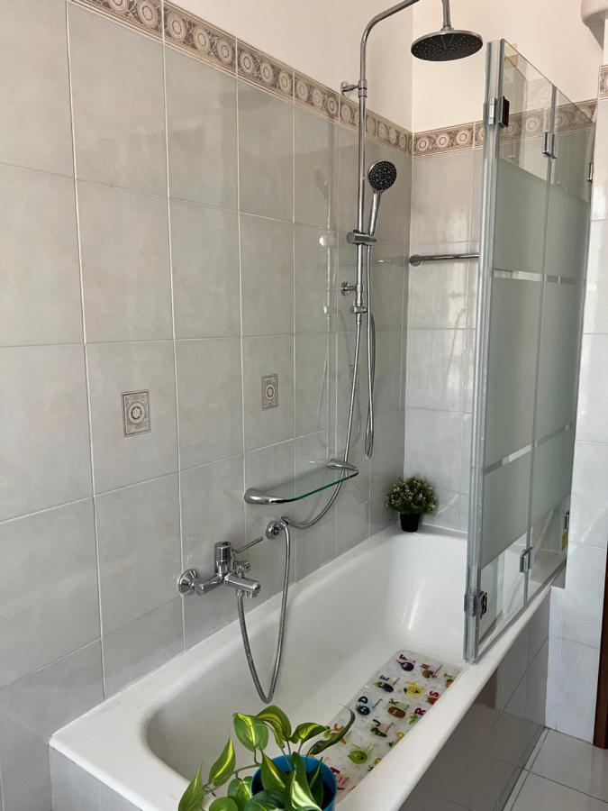 Bnbook Pero Figino Rho Fiera, 2 Camere Da Letto E 2 Bagni Exterior photo